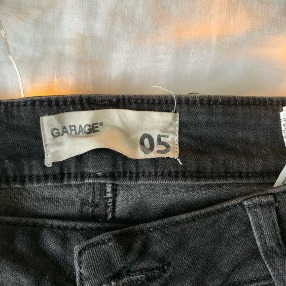 Garage Black Distressed Jeans - Picture 2 of 3